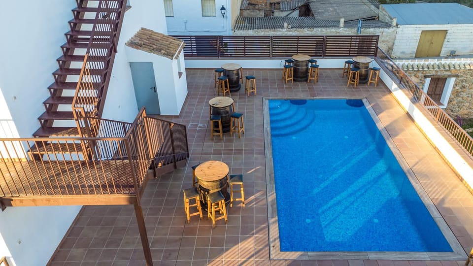 Nearby landmark, Off site, Balcony/Terrace, Balcony/Terrace, locker, locker