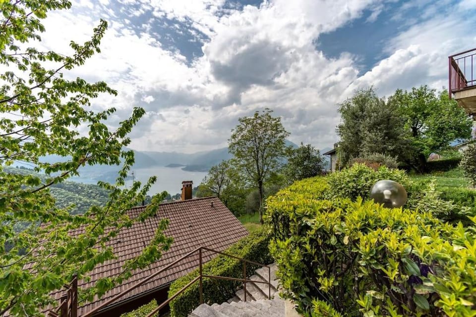 Bologna House Apartment in Province of Lecco