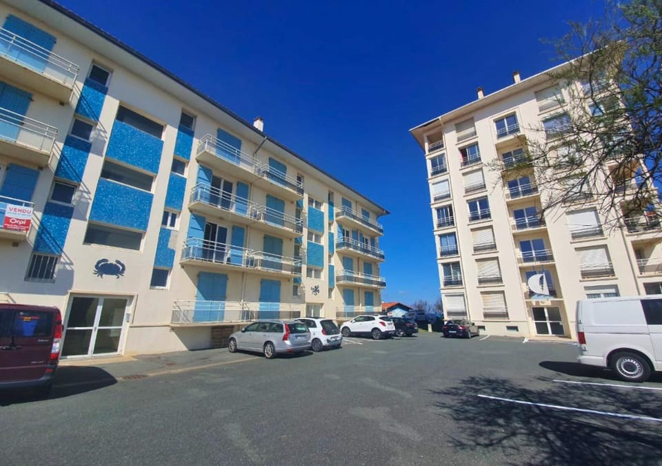 Property building, Parking