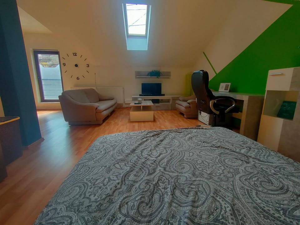 Bed, View (from property/room), Bedroom