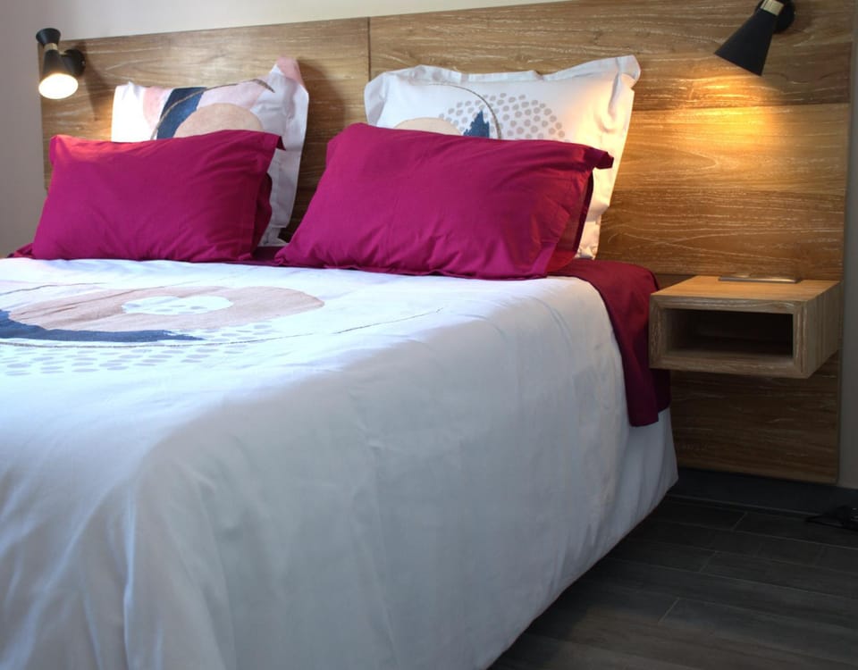 Bed, Night, Bedroom