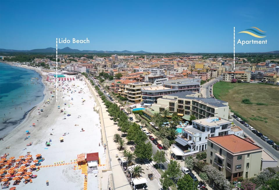 Property building, Bird's eye view, Beach, City view, Sea view, Location