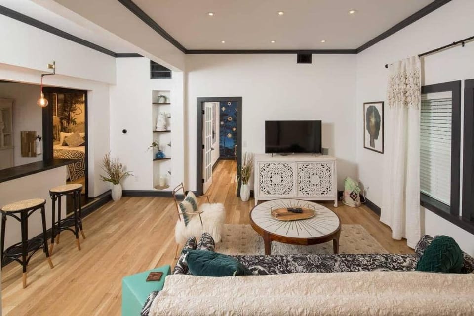 Bohemian Rhap Apartment in Atlanta