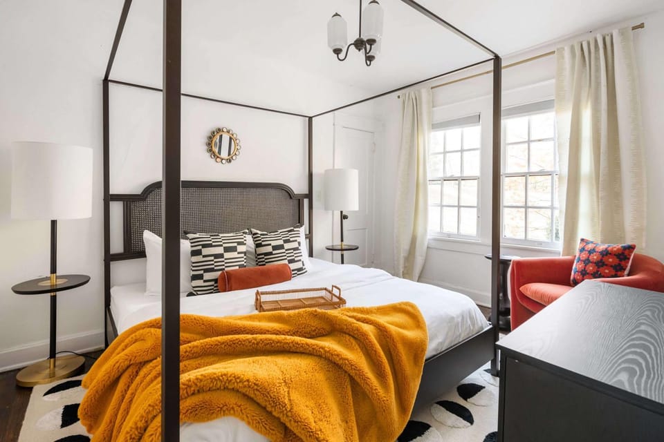 Golden Gazelle Apartment in Atlanta