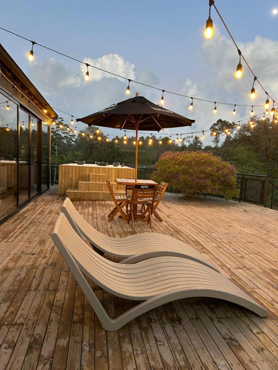 Natural landscape, View (from property/room), Balcony/Terrace