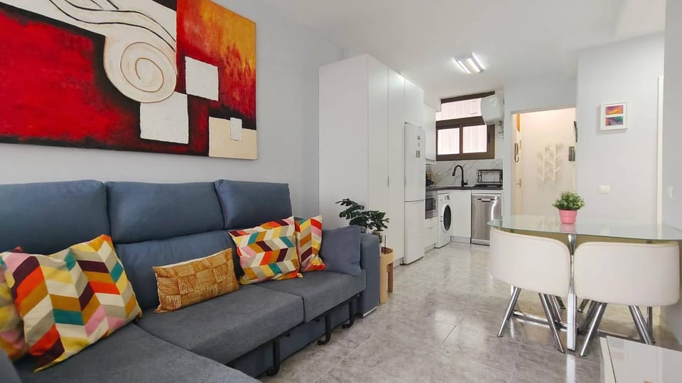 Communal lounge/ TV room, Living room