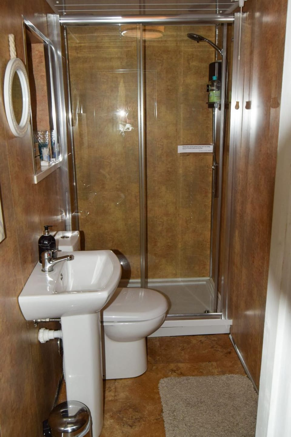 Beval Cottage House in Abergavenny