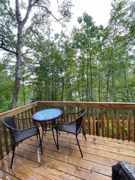 Patio, Natural landscape, Balcony/Terrace, Dining area
