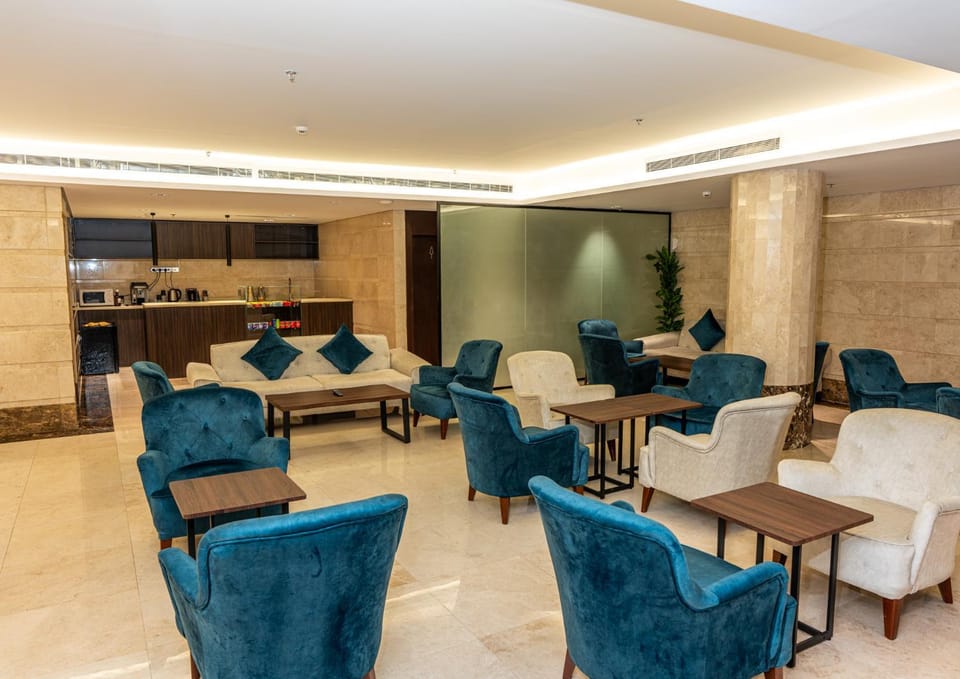 فندق بلاتينيوم الاولي الفندقية Apartment hotel in Medina