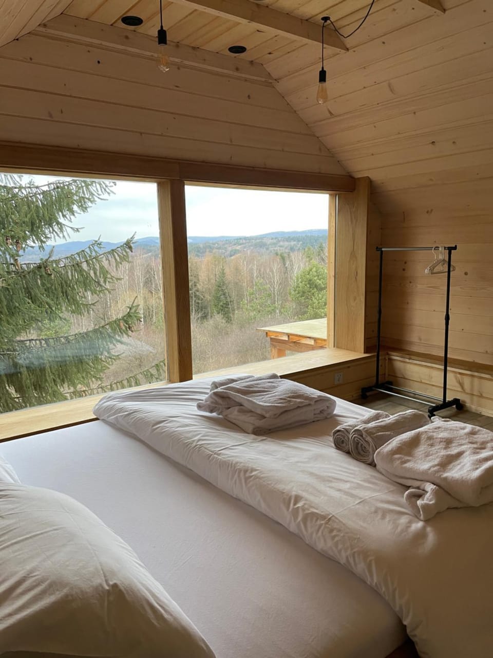 Natural landscape, Photo of the whole room