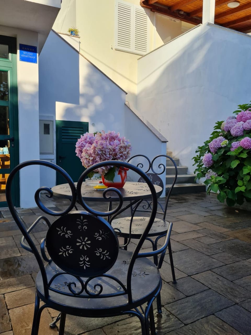 Day, Balcony/Terrace, Seating area