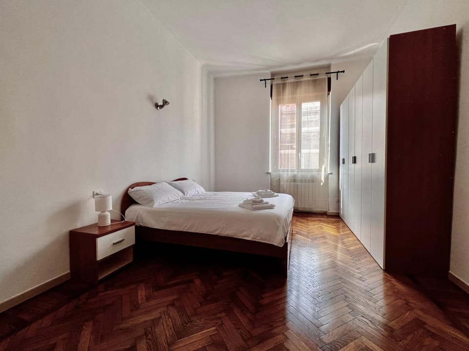 Bed, Photo of the whole room, Bedroom, towels, wardrobe