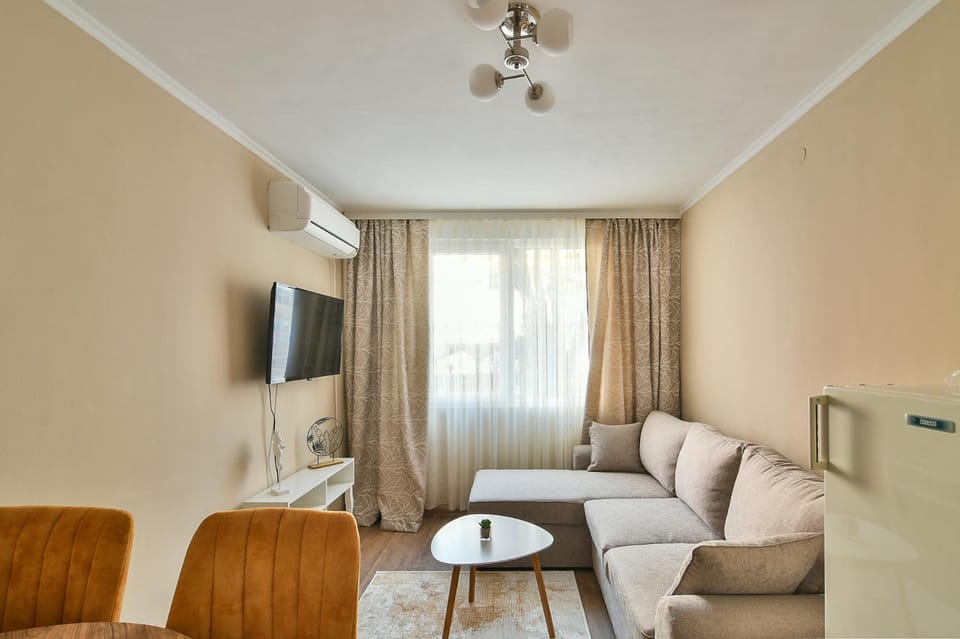 Communal lounge/ TV room, TV and multimedia