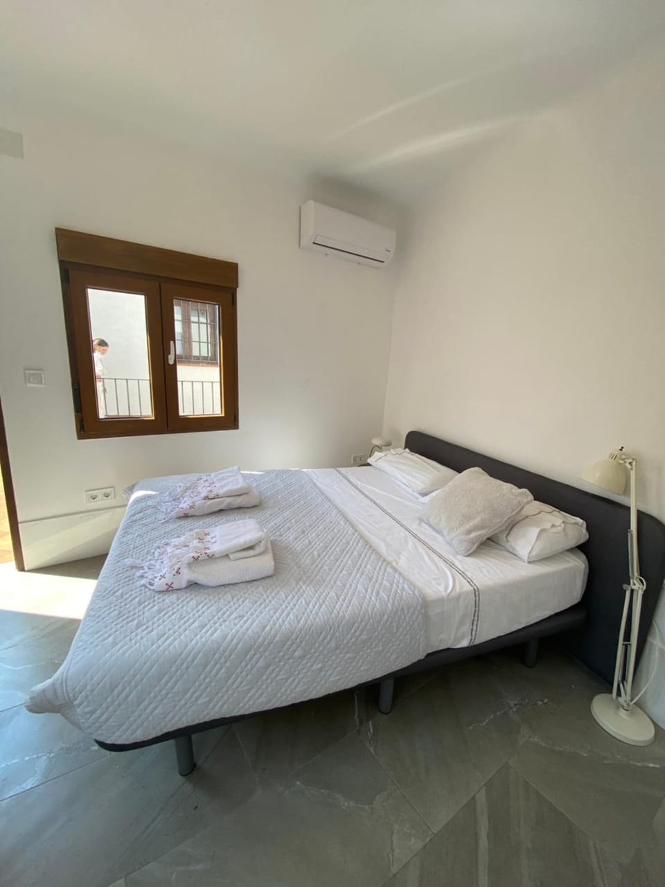 Bed, Photo of the whole room, Bedroom, towels, air conditioner