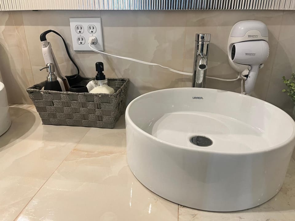 Bathroom, heating