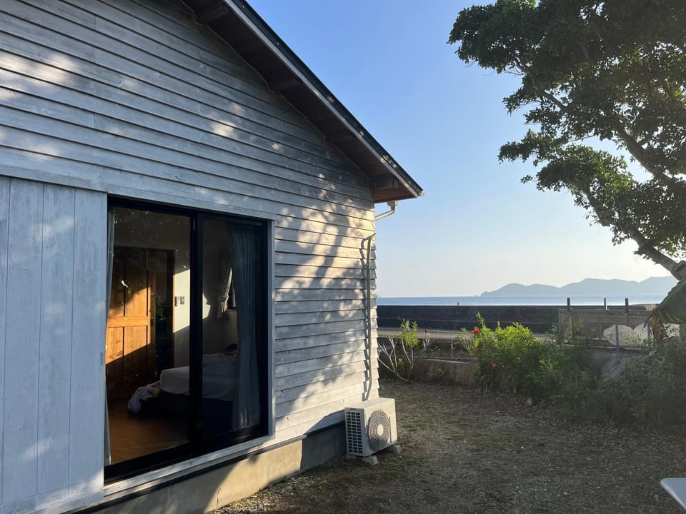 ｳｯﾄﾞﾋﾞﾙﾊｳｽ加計呂麻島 Country House in Japan