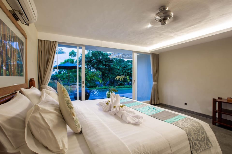 Bed, View (from property/room), Bedroom
