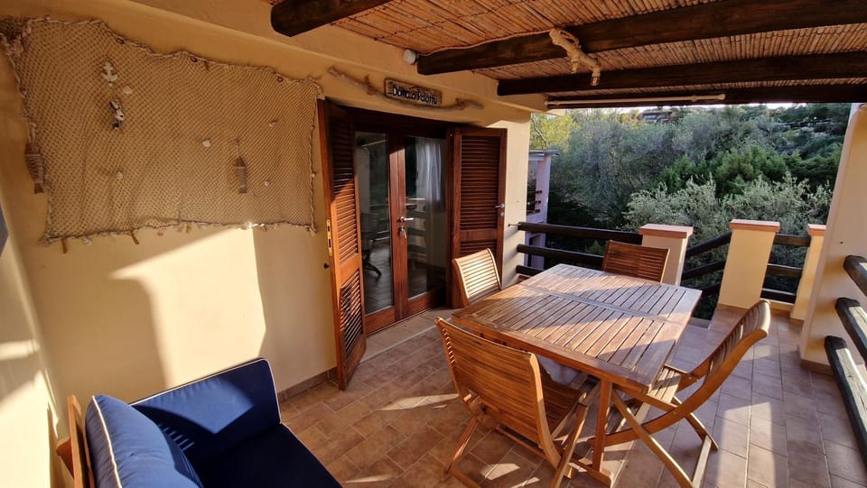 Patio, View (from property/room), Balcony/Terrace