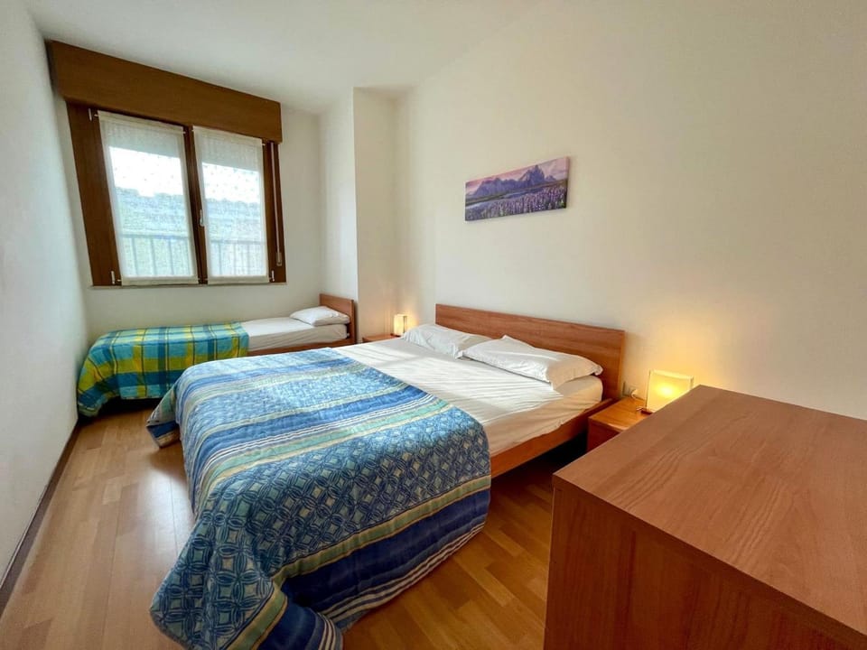 Bed, Decorative detail, Bedroom
