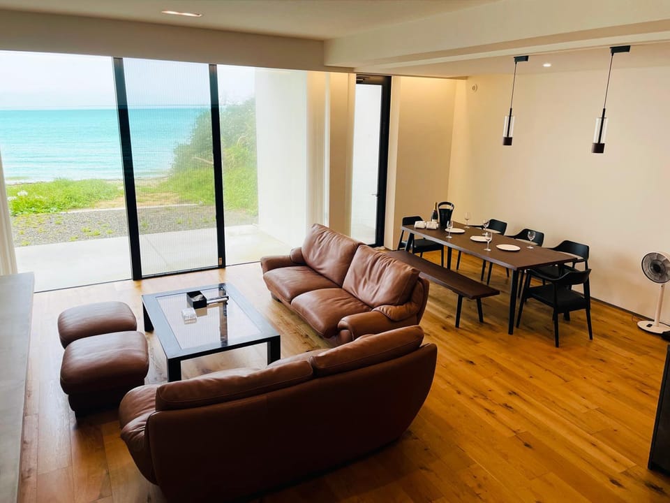Natural landscape, Living room