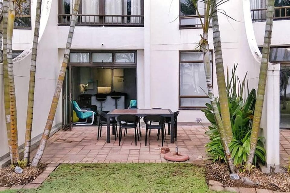 Patio, BBQ facilities