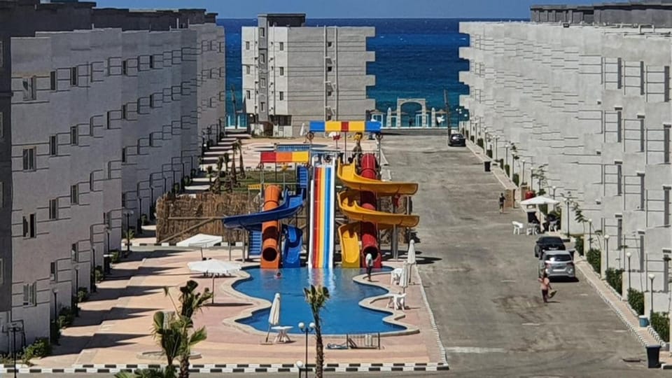 شاليه للإيجار فى قرية تاهيتى باى الساحل الشمالي Chalet in Egypt