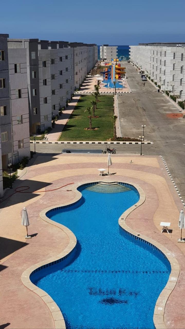 شاليه للإيجار فى قرية تاهيتى باى الساحل الشمالي Chalet in Egypt
