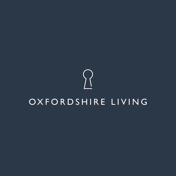 Oxfordshire Living - The Henrietta Cottage - Woodstock House in West Oxfordshire District