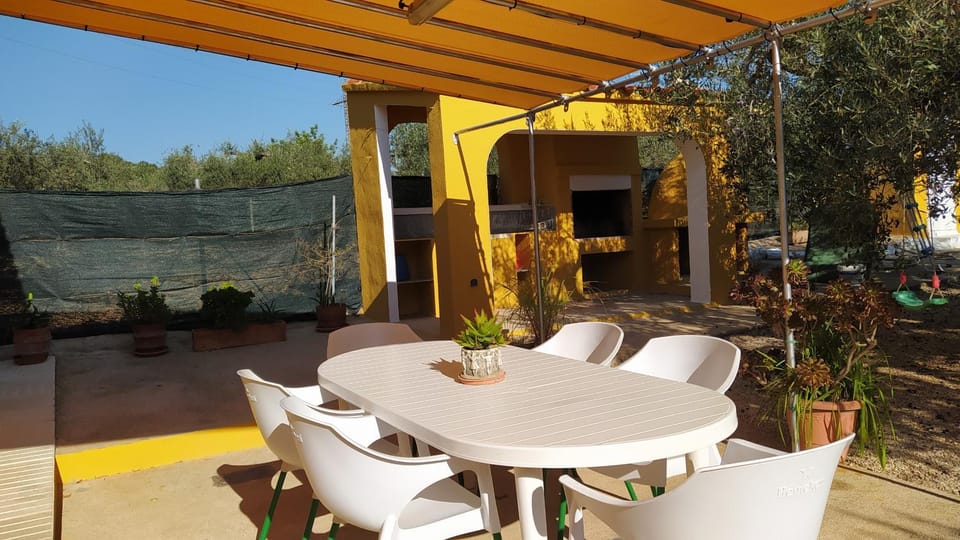 Casa Eli House in Baix Ebre