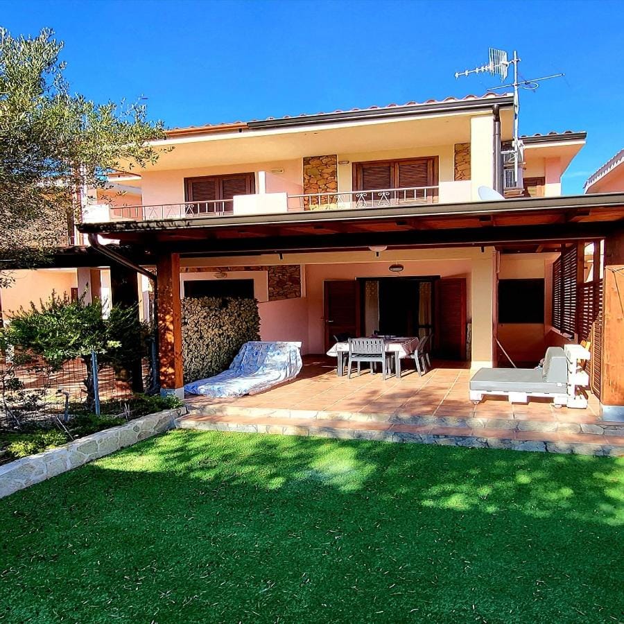 Property building, Patio