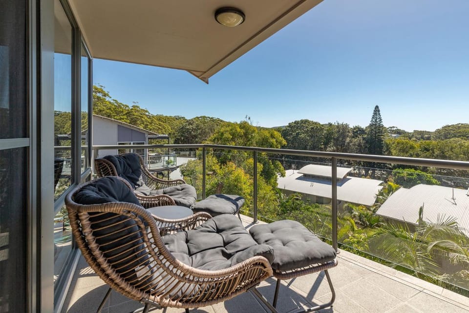 Lunar Sea House in New South Wales