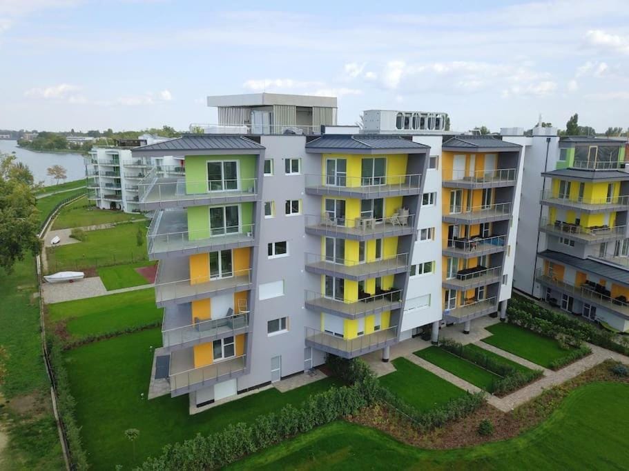 Silver Seaside Apartment Apartment in Siófok