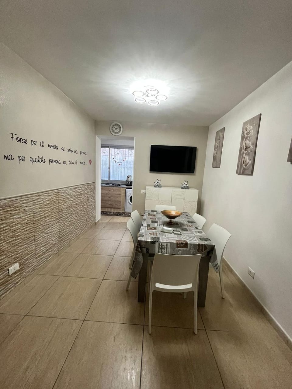 TV and multimedia, Living room