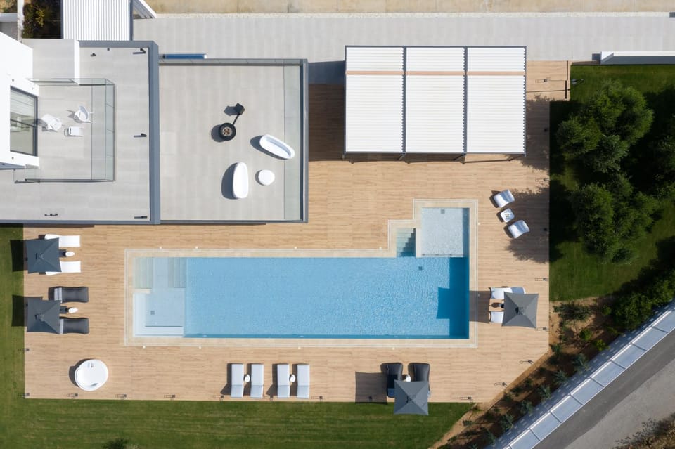 Property building, Swimming pool