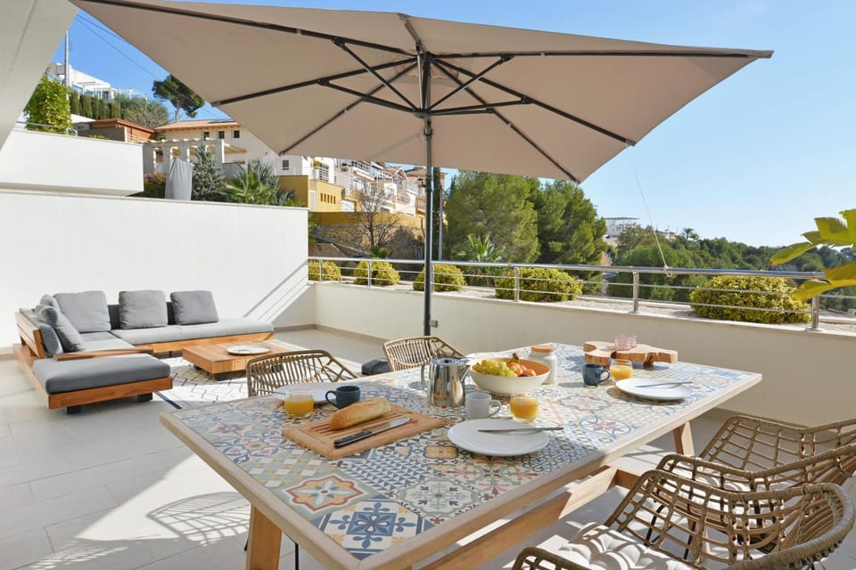 Balcony/Terrace, Seating area, Dining area
