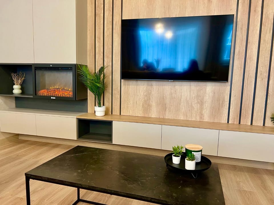 TV and multimedia, Living room