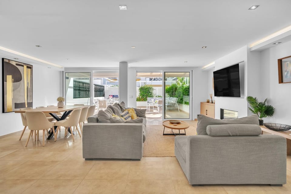 Casa Adriana - Marbellamar Modern Townhouse by Finest Rentals House in Marbella