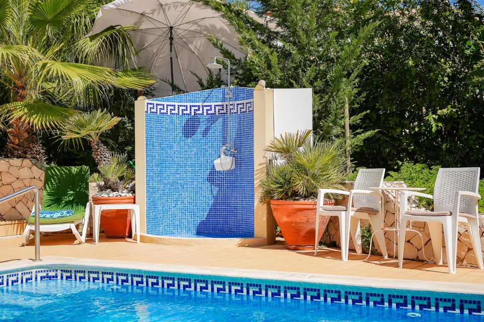 Swimming pool, Swimming pool