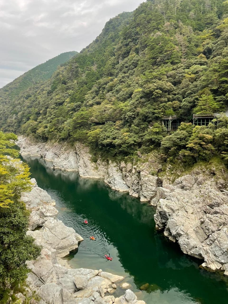 Nearby landmark, Natural landscape, Mountain view, River view
