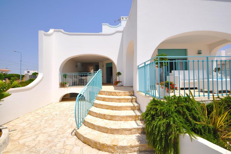 Property building, Balcony/Terrace