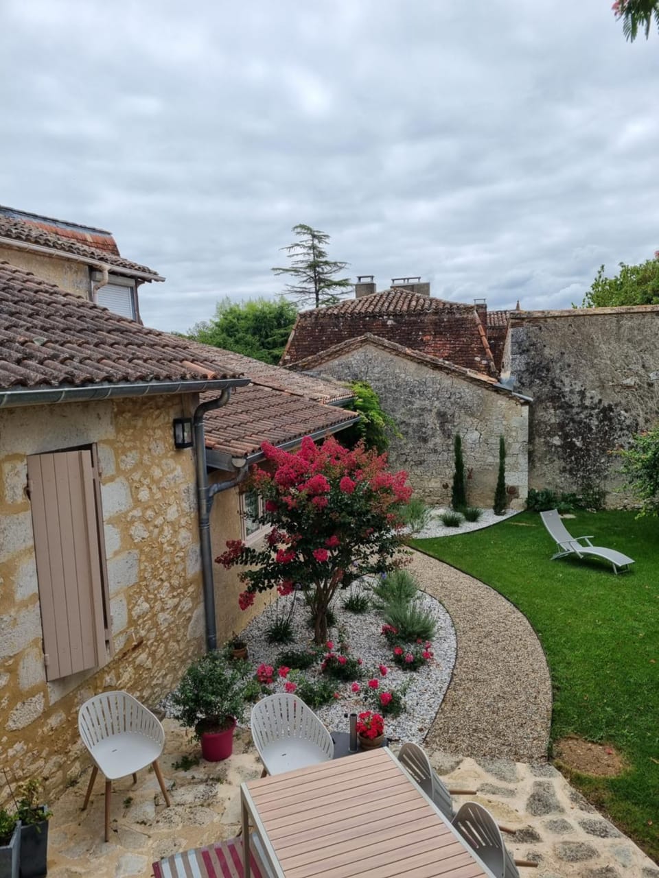 Property building, Patio, Spring, Garden, View (from property/room), Garden view, Landmark view, Inner courtyard view