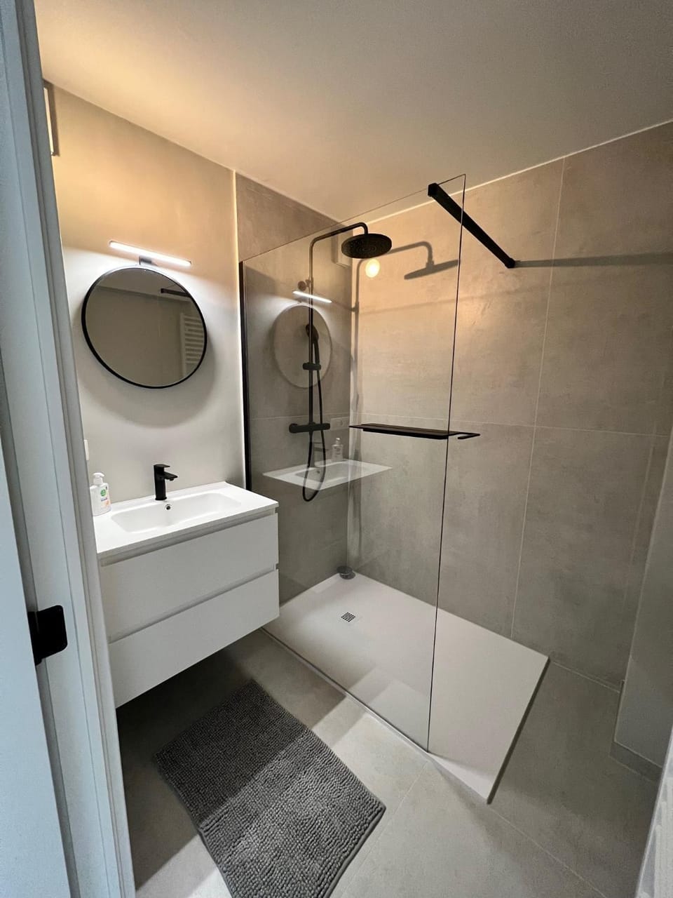 Shower, Bathroom