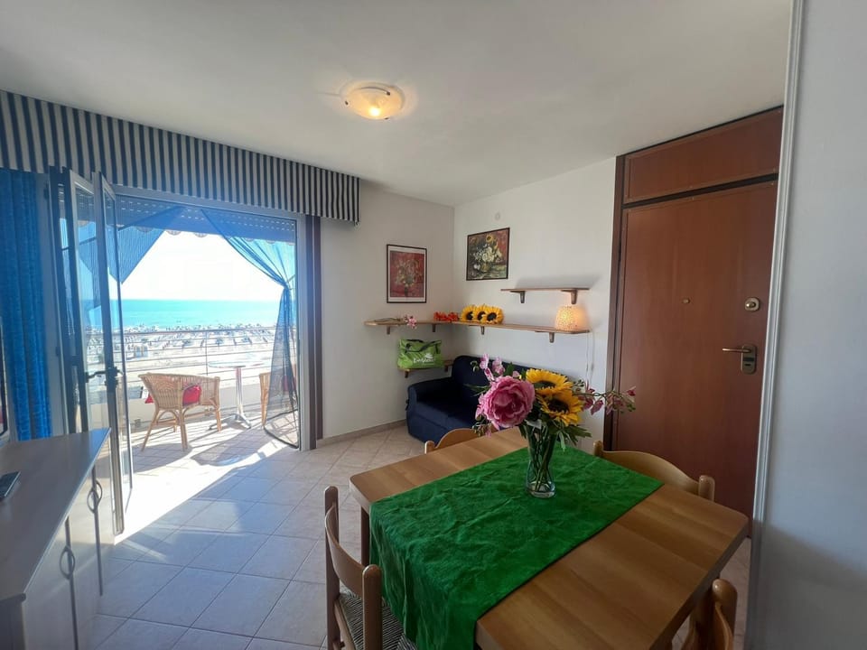 Dining area, Sea view
