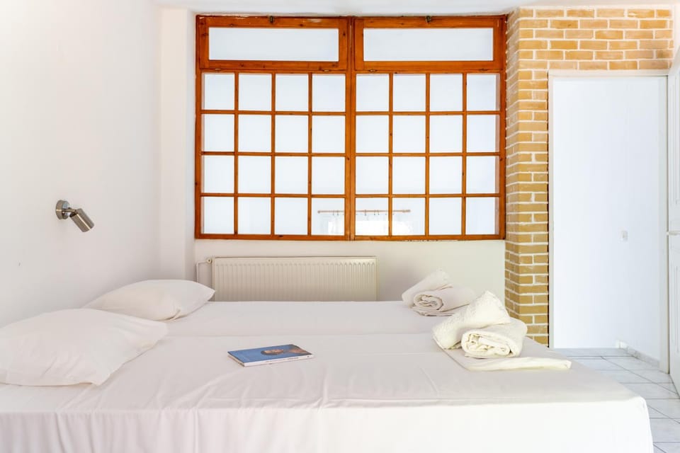 Villa Nikos Koukounaries Apartment hotel in Sporades, Greece