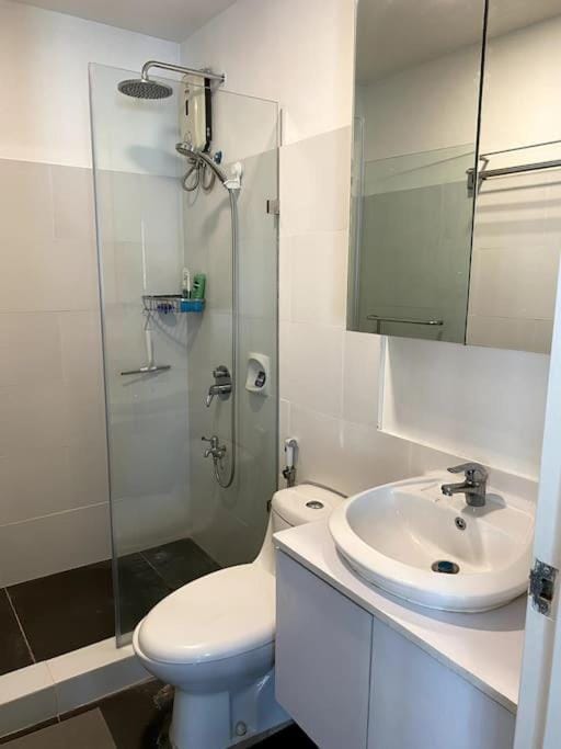 Shower, Toilet, Bathroom