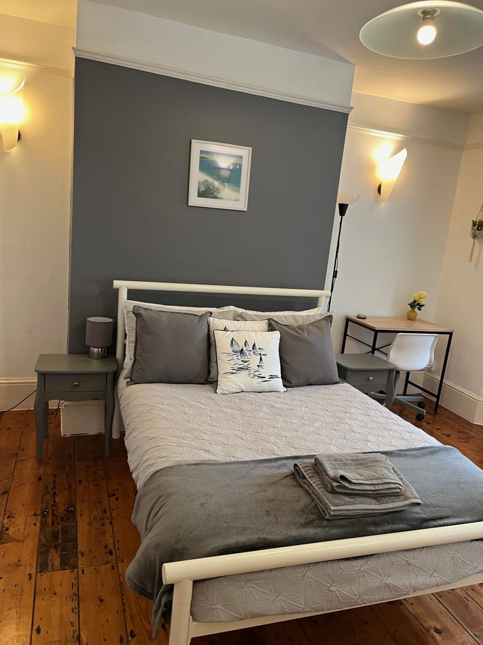 Bed, Bedroom