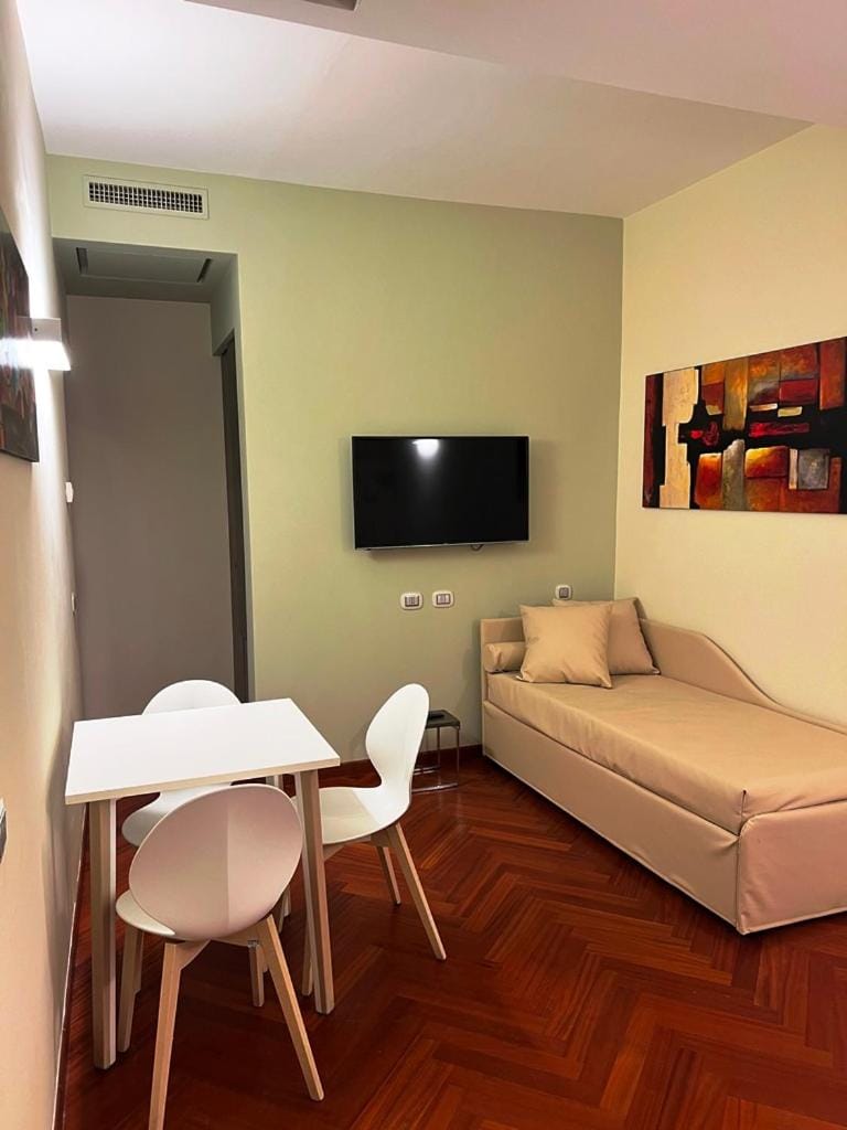 Dolce Vita Guest House Bed and Breakfast in Rome