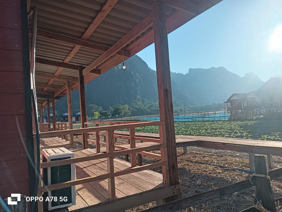 Konglor Khamchalern Guesthouse and Restaurant Apartment in Laos