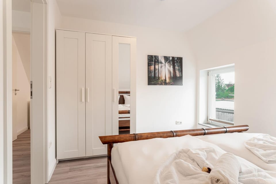 Bed, Photo of the whole room, Bedroom, wardrobe