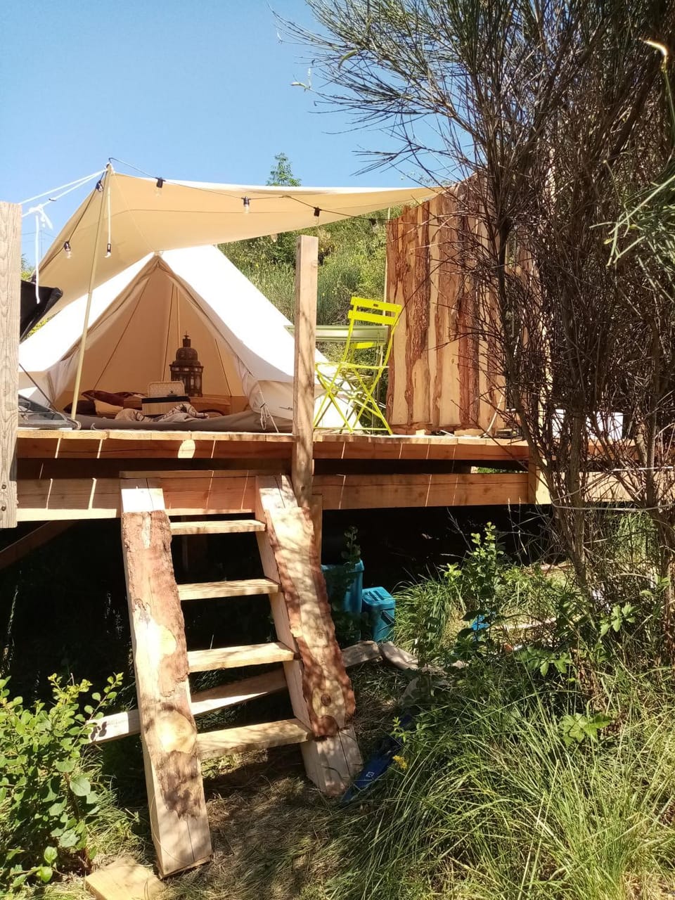 Ecolodge de la Ferme du Chant de Cailloux Luxury tent in Provence-Alpes-Côte d'Azur